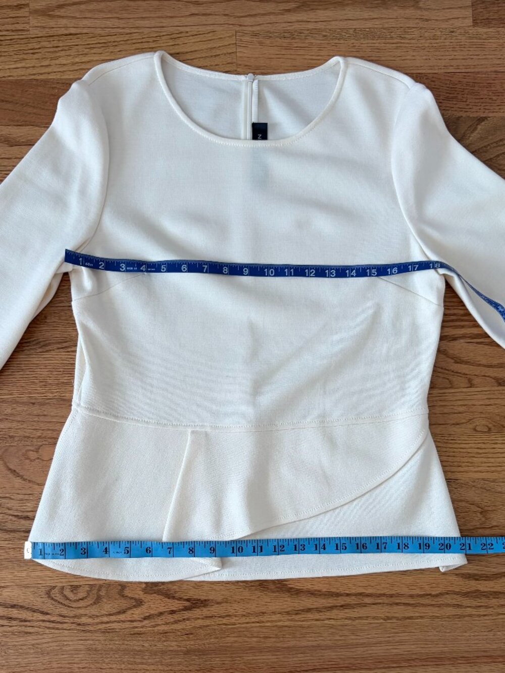 St. John | Peplum Top with Three Quarter Sleeves - Picture 16 of 16